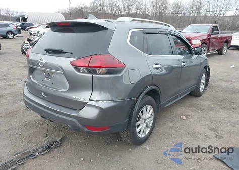 2018 Nissan Rogue Sv z USA, uszkodzony, nr VIN 5N1AT2MVXJC817937